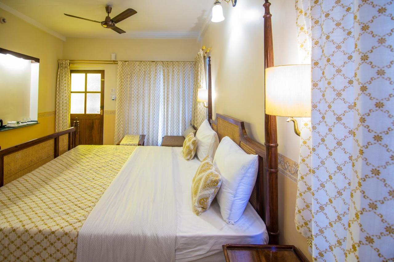 Hotel Jai Niwas Jaipur Exteriör bild